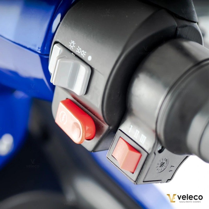 Veleco FASTER: 4-kołowy skuter inwalidzki o luksusowym designie