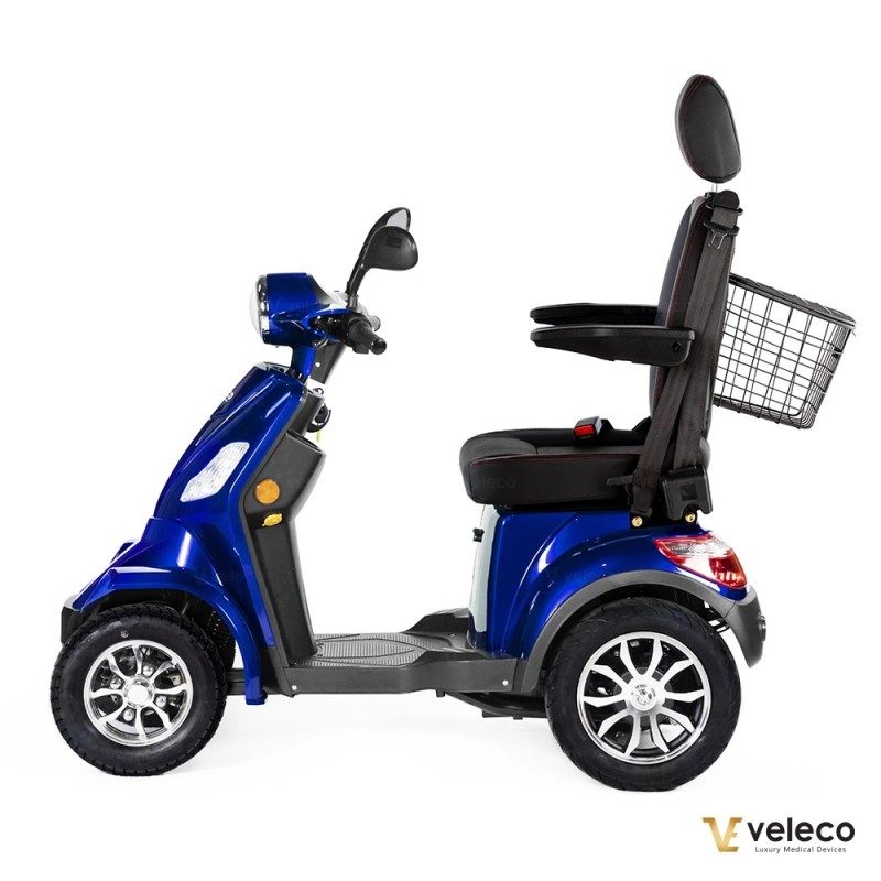 Veleco FASTER: 4-wheeled mobility scooter with ace design