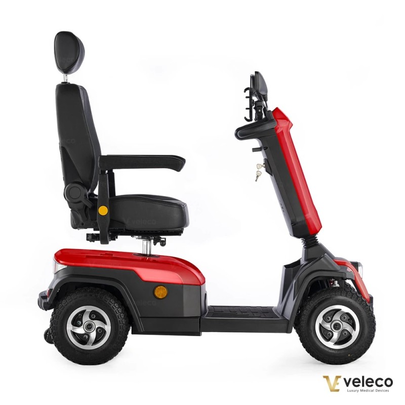 Veleco SHARPY: 4-wheeled mobility scooter with captain seat