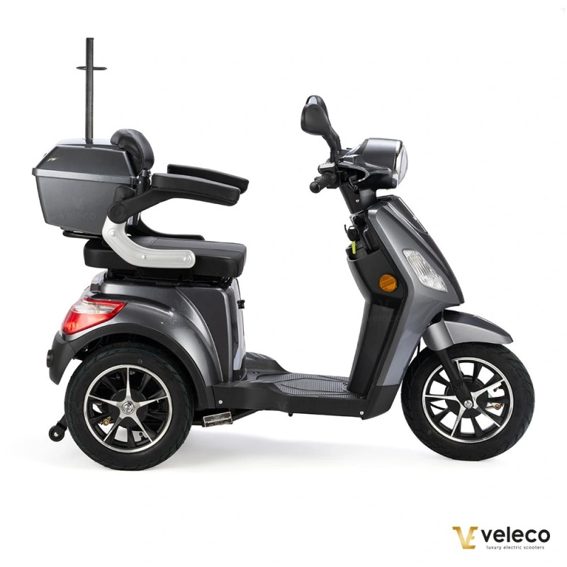 Veleco DRACO – 3-wheeled mobility scooter with extra equipment